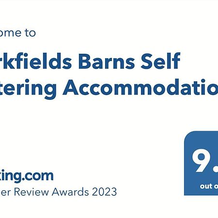 Parkfields Barns Self Catering Accommodation บักกิงแฮม ภายนอก รูปภาพ