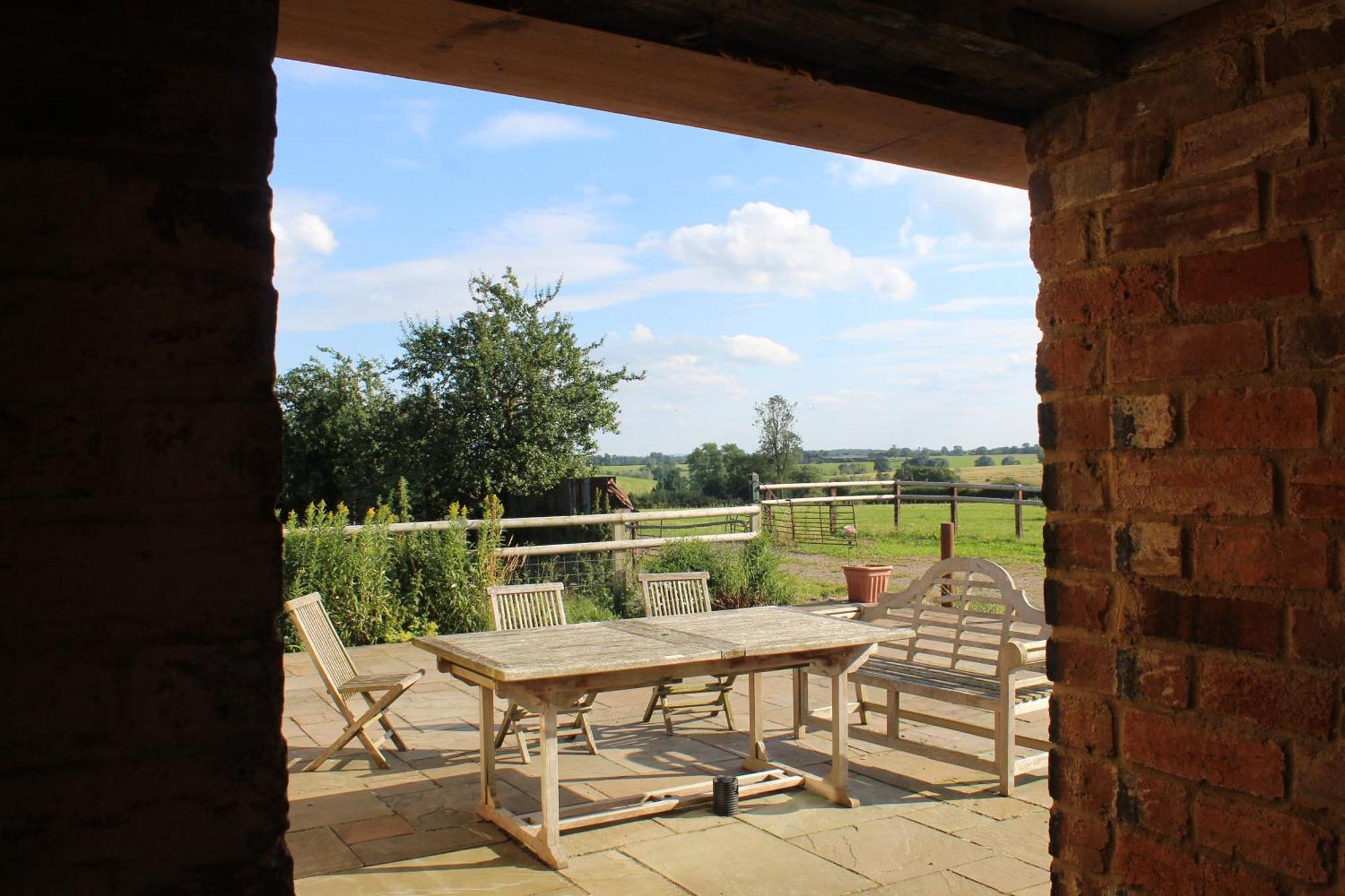 Parkfields Barns Self Catering Accommodation บักกิงแฮม ภายนอก รูปภาพ