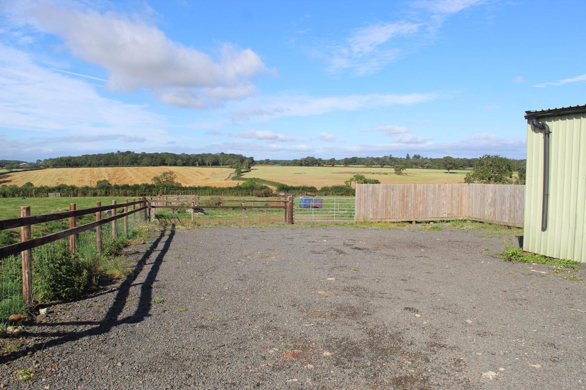 Parkfields Barns Self Catering Accommodation บักกิงแฮม ภายนอก รูปภาพ